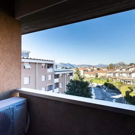 Two Bedrooms Ac Lake View By Rentallcomo * كومو