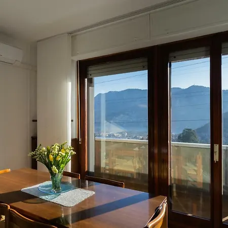 Two Bedrooms Ac Lake View By Rentallcomo * كومو